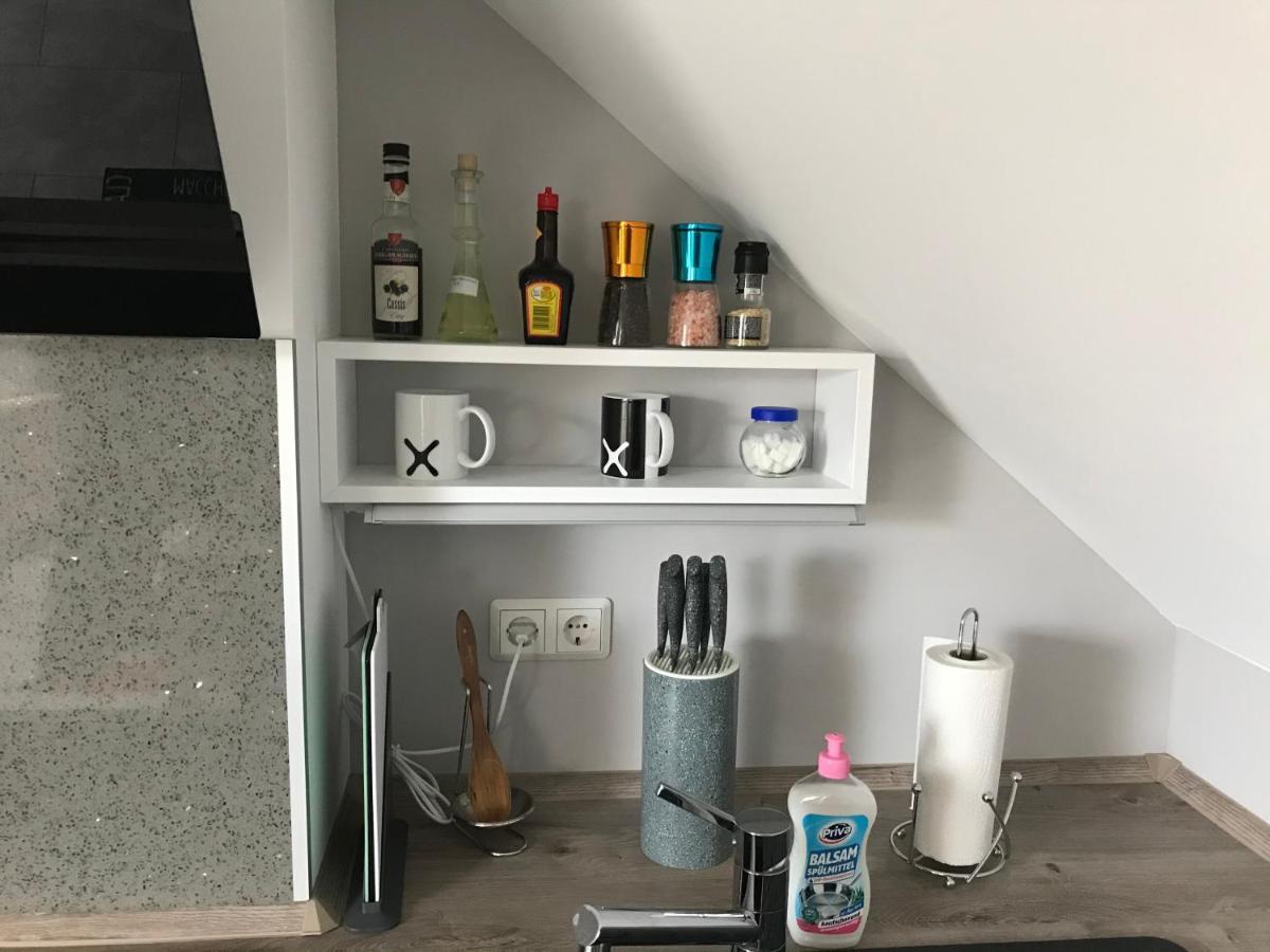 Ferienwohnung Sunny - Moderne Ferienwohnung Im Gruenen In Saarbruecken-West Ngoại thất bức ảnh