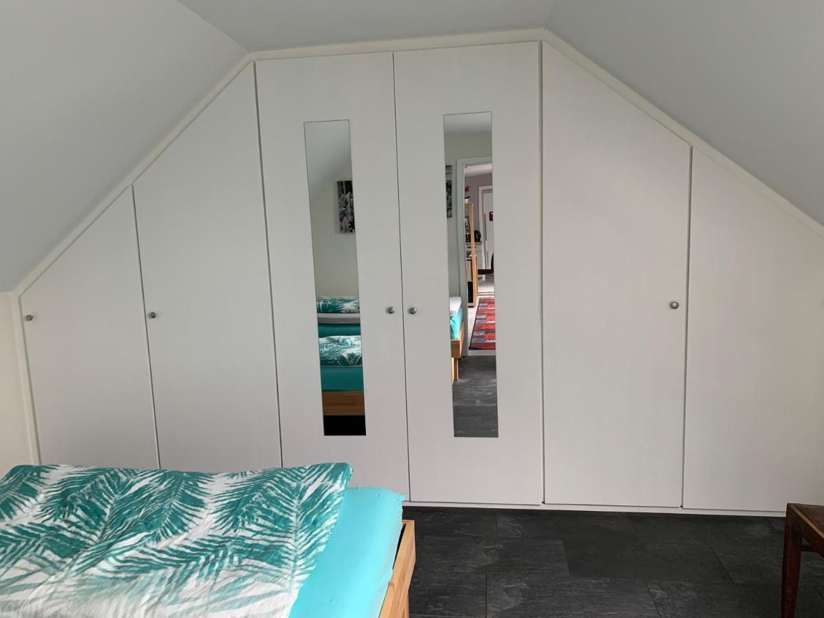 Ferienwohnung Sunny - Moderne Ferienwohnung Im Gruenen In Saarbruecken-West Ngoại thất bức ảnh